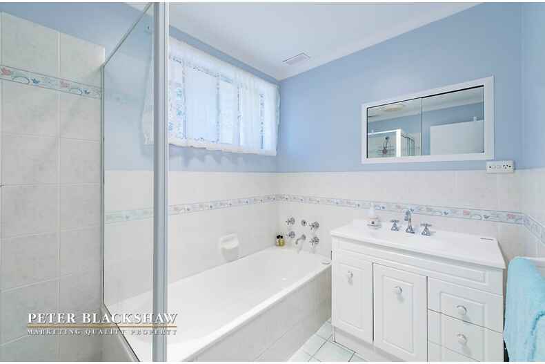 1 Dinnison Circuit Kambah 1 Dinnison Circuit Kambah