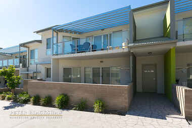 26/161 Uriarra Road Queanbeyan