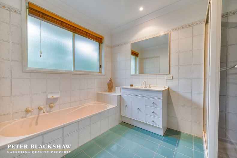 Lot 18/6 West Place Banks