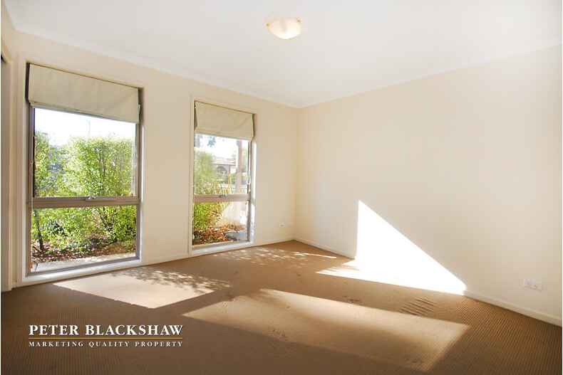 16 Castley Circuit Kambah 16 Castley Circuit Kambah