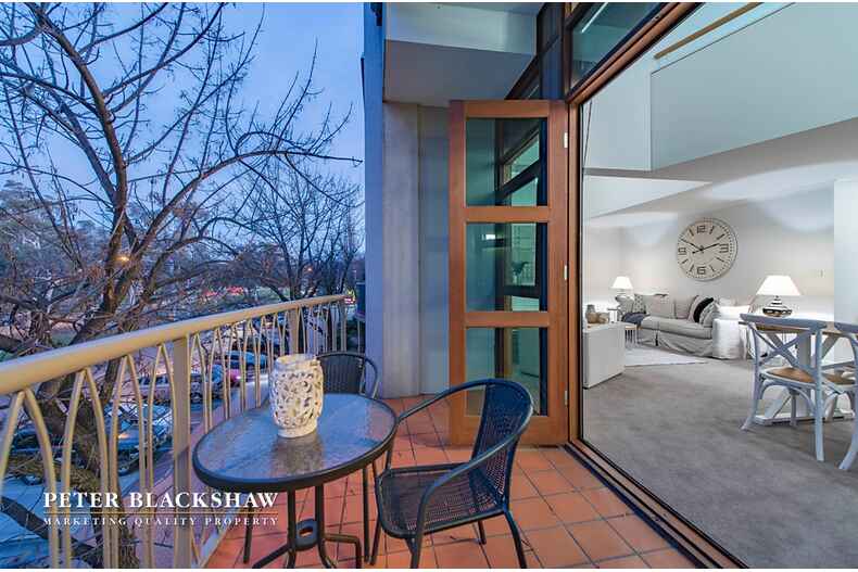 19/18 Captain Cook Crescent Griffith 19/18 Captain Cook Crescent Griffith