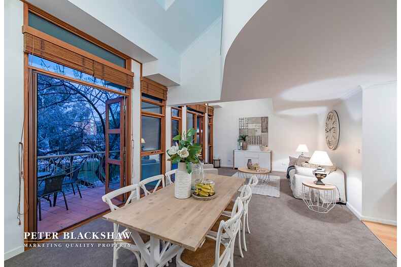 19/18 Captain Cook Crescent Griffith 19/18 Captain Cook Crescent Griffith