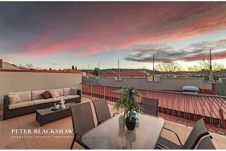 19/18 Captain Cook Crescent Griffith 19/18 Captain Cook Crescent Griffith