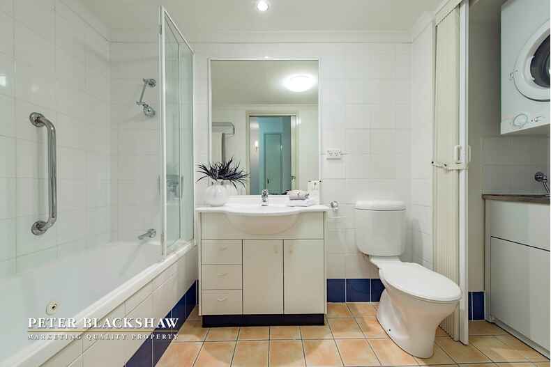 19/18 Captain Cook Crescent Griffith 19/18 Captain Cook Crescent Griffith