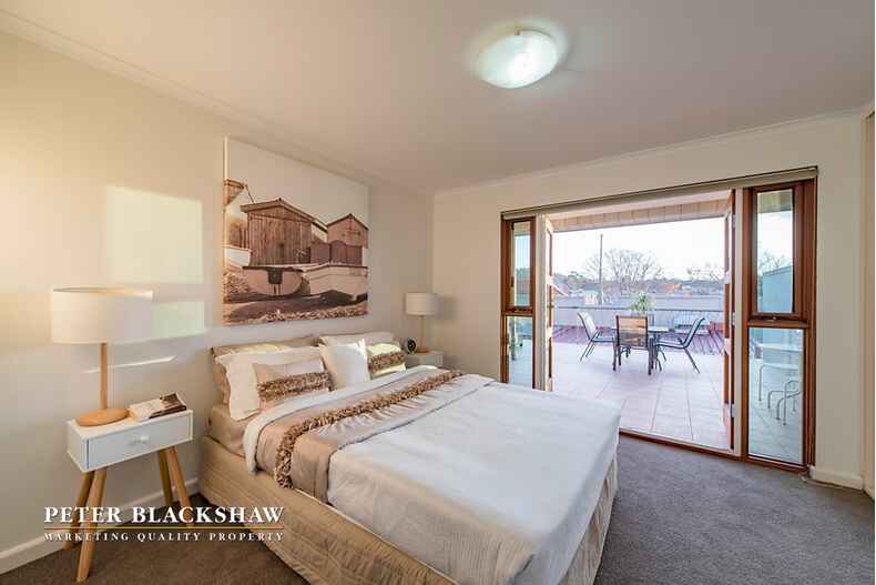 19/18 Captain Cook Crescent Griffith 19/18 Captain Cook Crescent Griffith