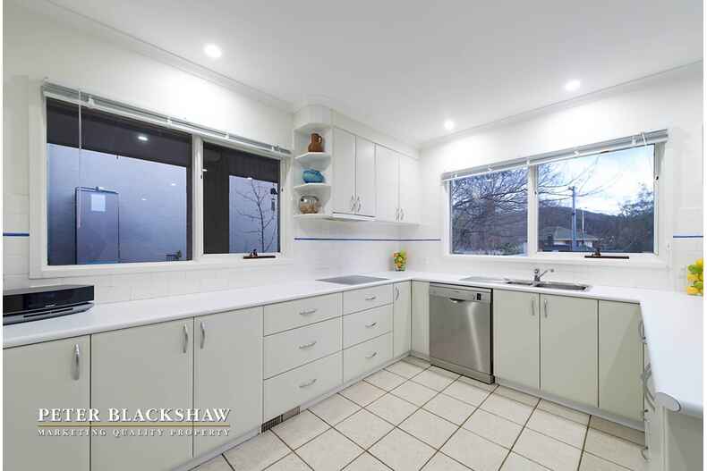 90 Jansz Crescent Griffith 90 Jansz Crescent Griffith