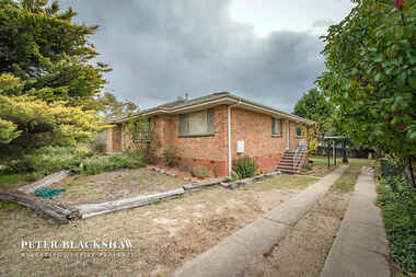 1/147 Kalgoorlie Crescent Fisher