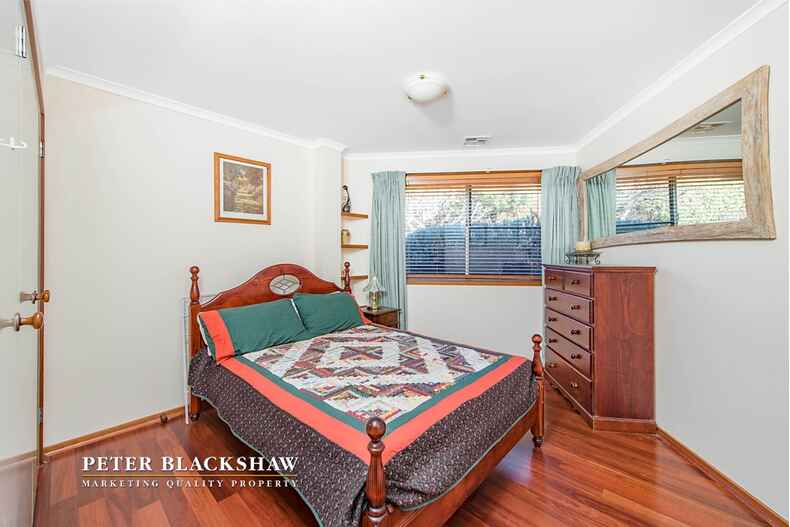 47 Mountain Circuit Calwell