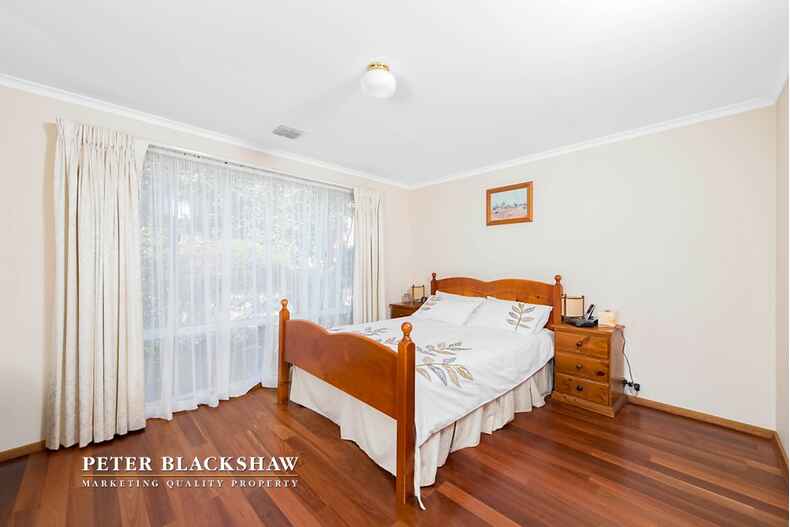 47 Mountain Circuit Calwell