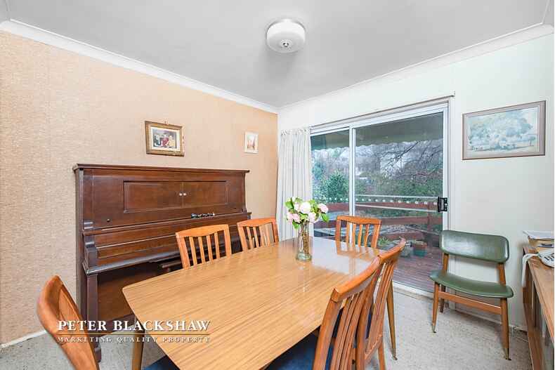 104 Kitchener Street Garran 104 Kitchener Street Garran