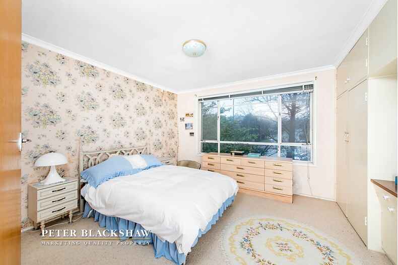 104 Kitchener Street Garran 104 Kitchener Street Garran