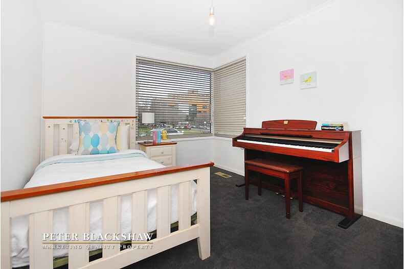 138 Kitchener Street Garran 138 Kitchener Street Garran