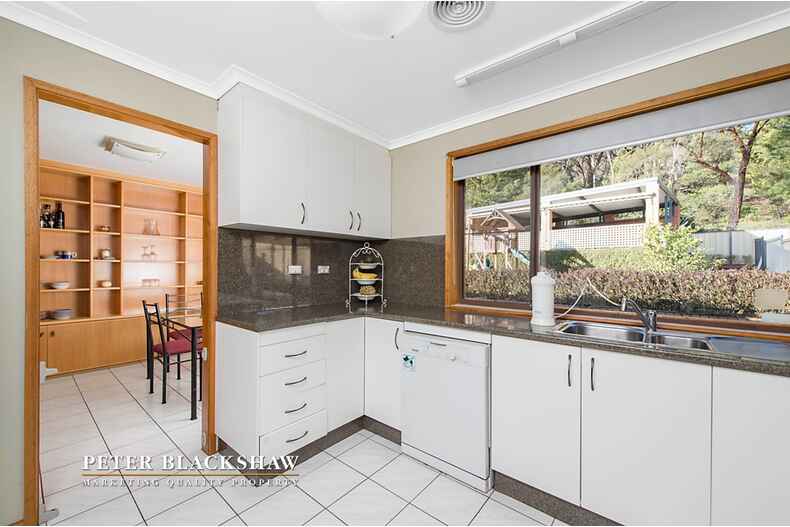 8 Hybon Avenue Queanbeyan