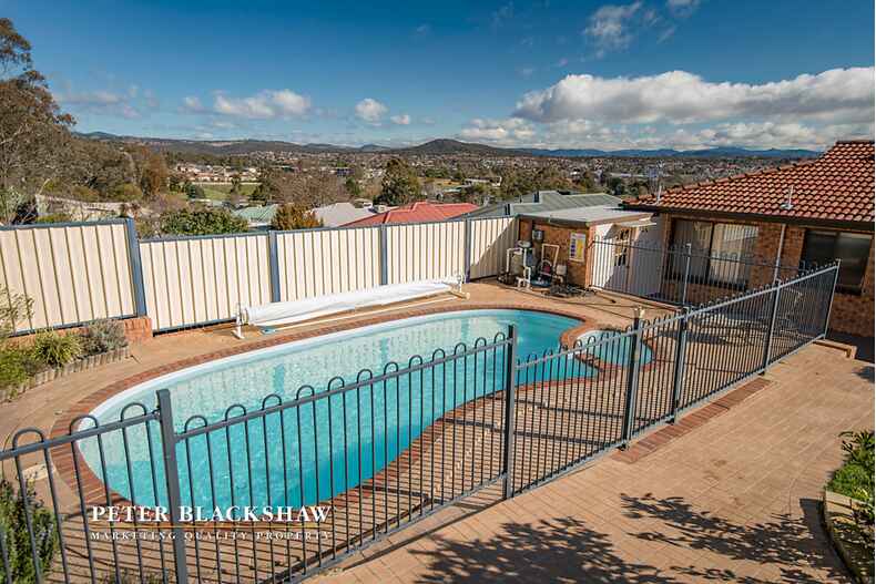 8 Hybon Avenue Queanbeyan