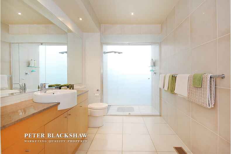 42 Jaeger Circuit Bruce 42 Jaeger Circuit Bruce