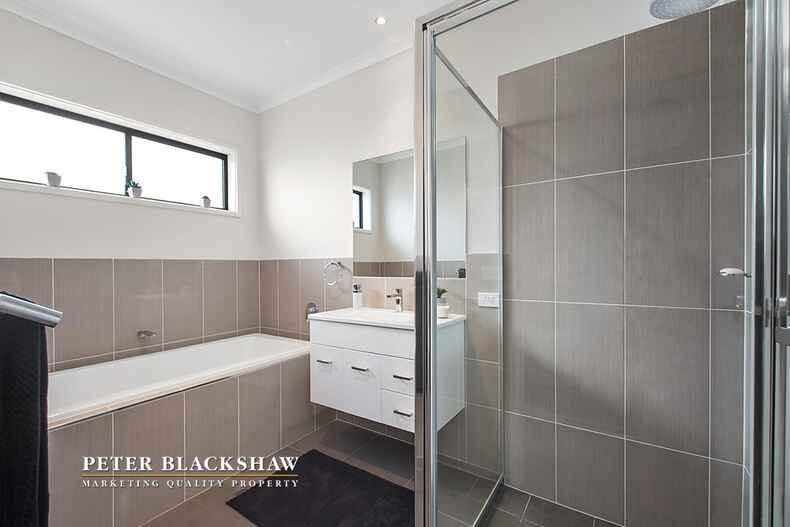 Lot 1/30 Greg Urwin Circuit Casey Lot 1/30 Greg Urwin Circuit Casey