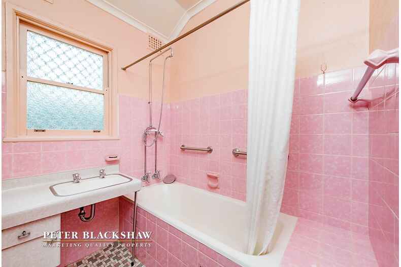 17 Lindsay Street Narrabundah 17 Lindsay Street Narrabundah