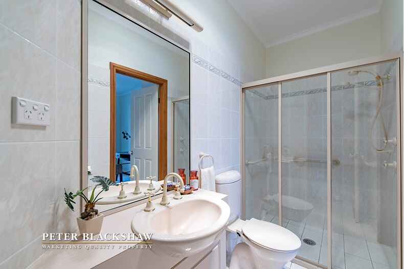 11/5 Taronga Place O'Malley 11/5 Taronga Place O'Malley