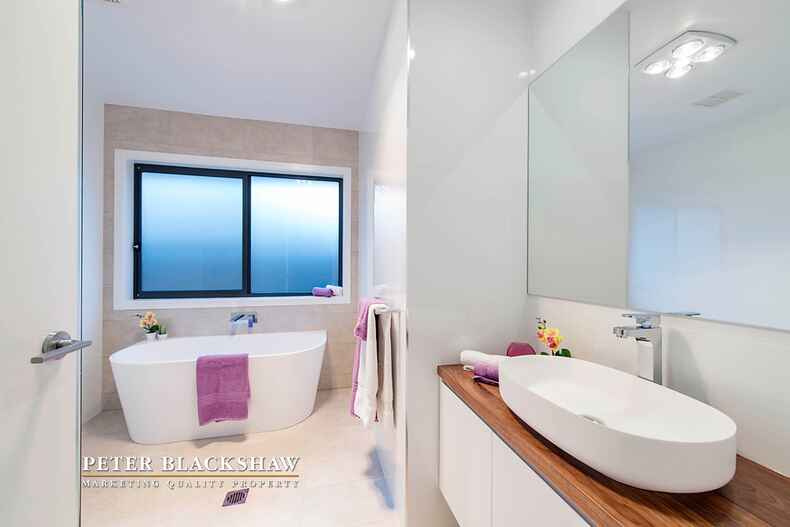 7 Fowlie Terrace Googong