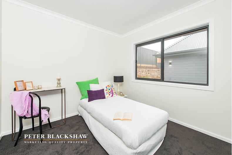 7 Fowlie Terrace Googong