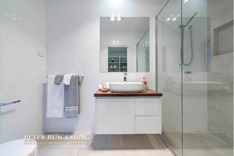 7 Fowlie Terrace Googong