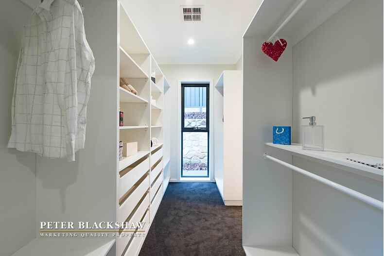 7 Fowlie Terrace Googong