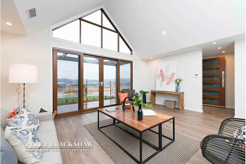 7 Fowlie Terrace Googong