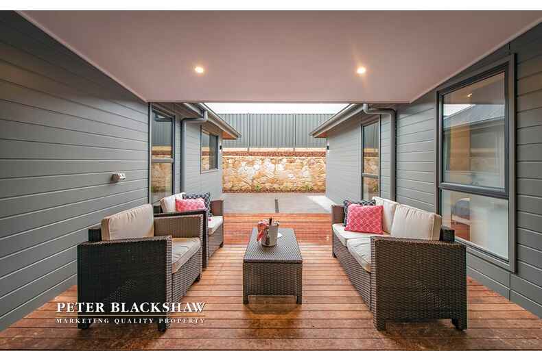 7 Fowlie Terrace Googong