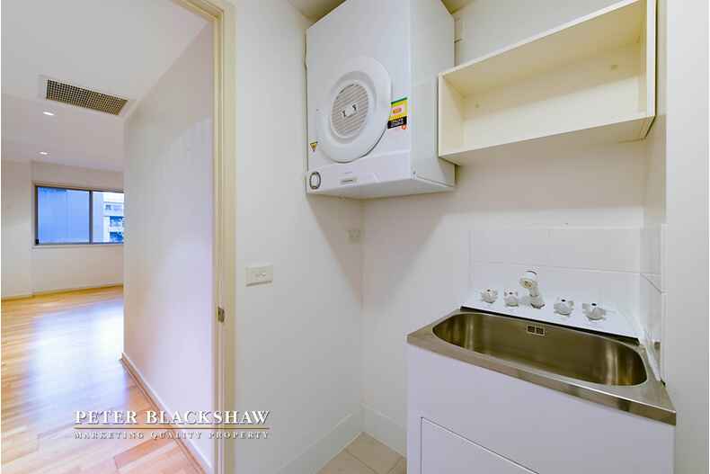 Lot 6/The National 92/23 Macquarie Street Barton Lot 6/The National 92/23 Macquarie Street Barton