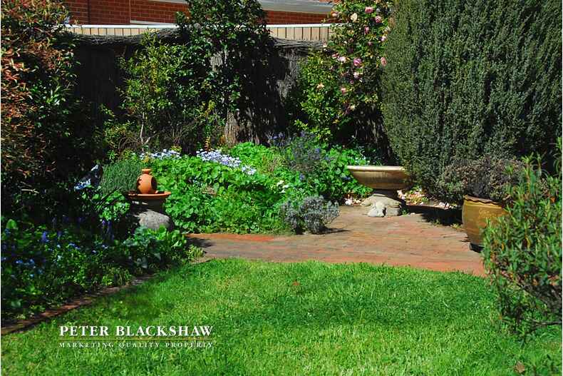 4 Currong Street South Reid 4 Currong Street South Reid