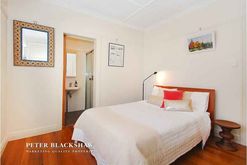 4 Currong Street South Reid 4 Currong Street South Reid