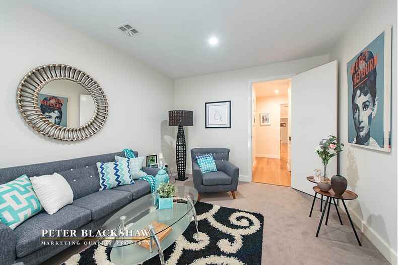 26 Hampton Circuit Yarralumla 26 Hampton Circuit Yarralumla