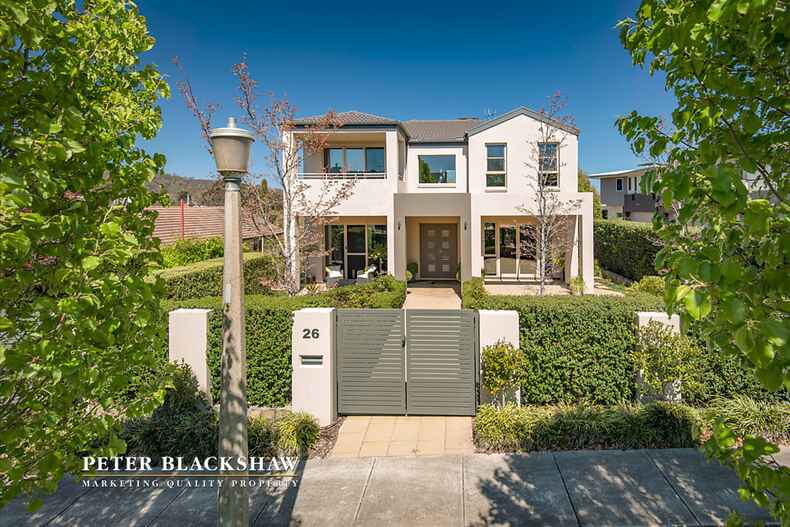 26 Hampton Circuit Yarralumla
