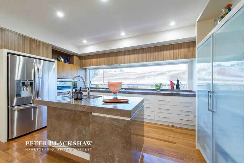 26 Hampton Circuit Yarralumla 26 Hampton Circuit Yarralumla