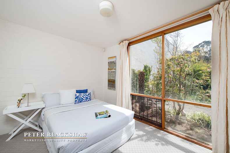 24 Maclachlan Street Holder 24 Maclachlan Street Holder