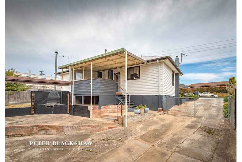 74 Donald Road Karabar 74 Donald Road Karabar