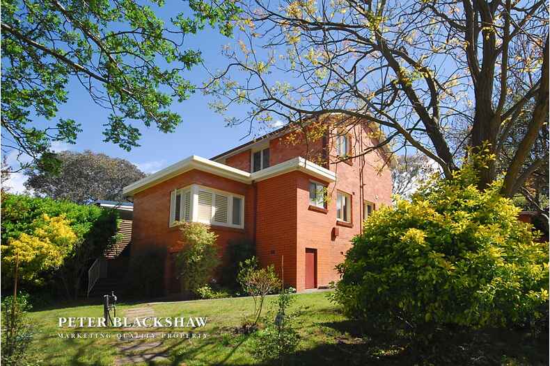 27 White Crescent Campbell 27 White Crescent Campbell