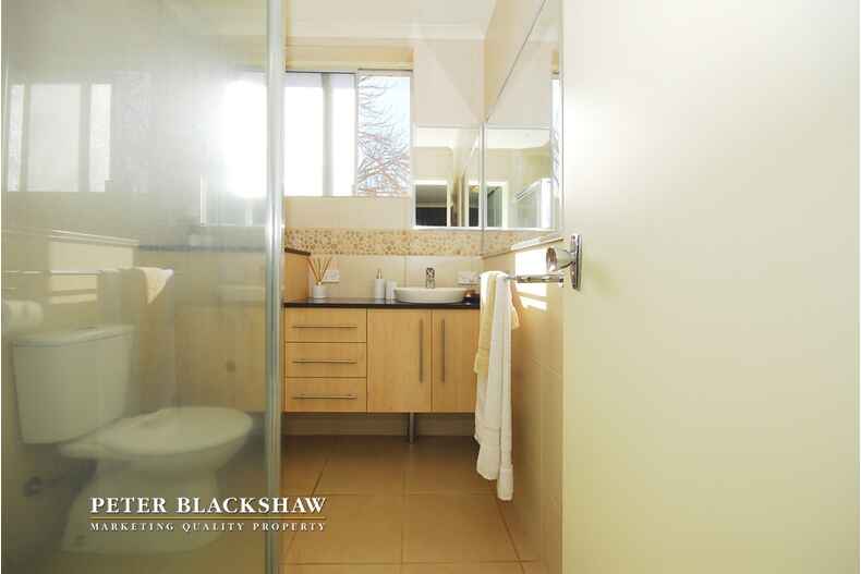 27 White Crescent Campbell 27 White Crescent Campbell