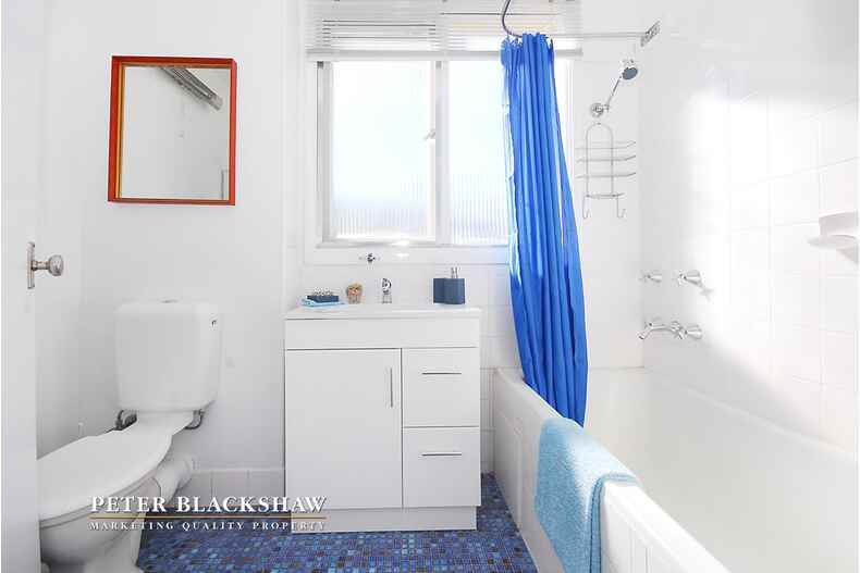 27 White Crescent Campbell 27 White Crescent Campbell