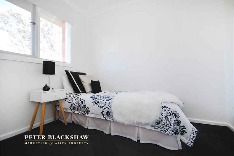 27 White Crescent Campbell 27 White Crescent Campbell