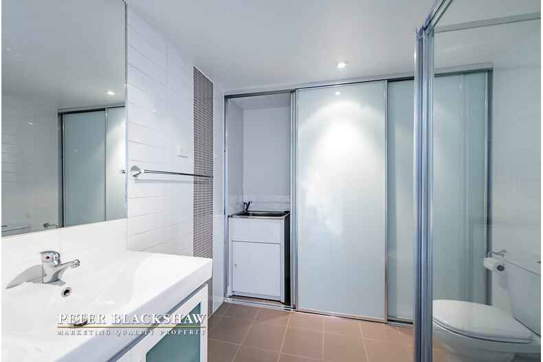 8B/17 Uriarra Road  Queanbeyan