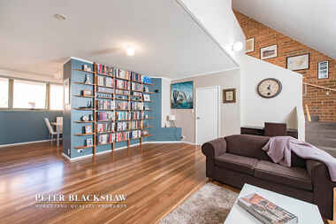 24/19 Howitt Street Kingston