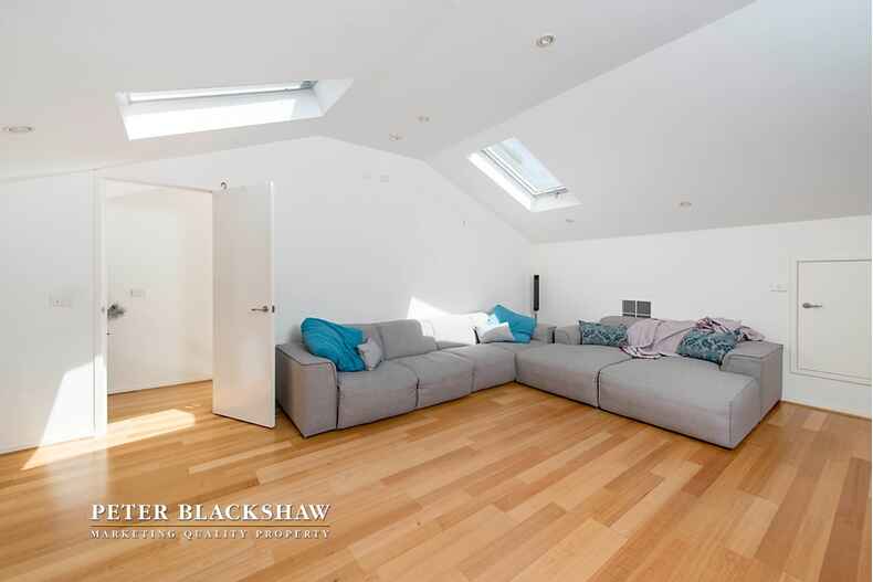 8/25 Jerrabomberra Avenue Narrabundah 8/25 Jerrabomberra Avenue Narrabundah