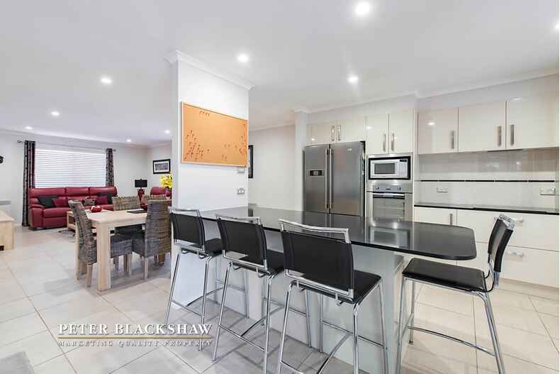 3 Weir Place Queanbeyan West 3 Weir Place Queanbeyan West