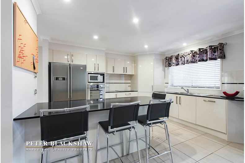 3 Weir Place Queanbeyan West 3 Weir Place Queanbeyan West
