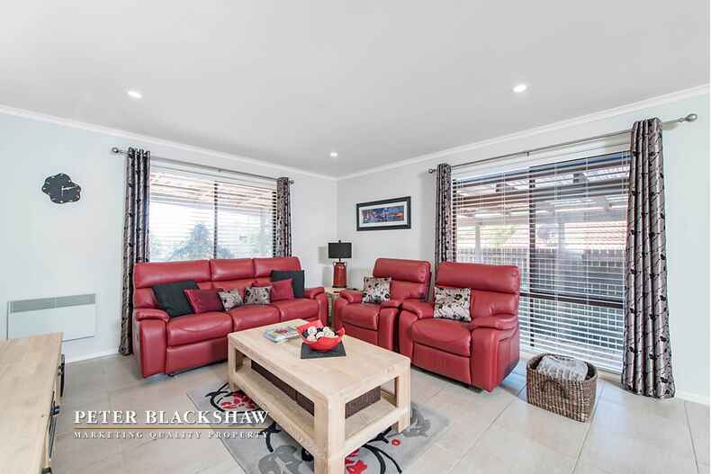 3 Weir Place Queanbeyan West 3 Weir Place Queanbeyan West