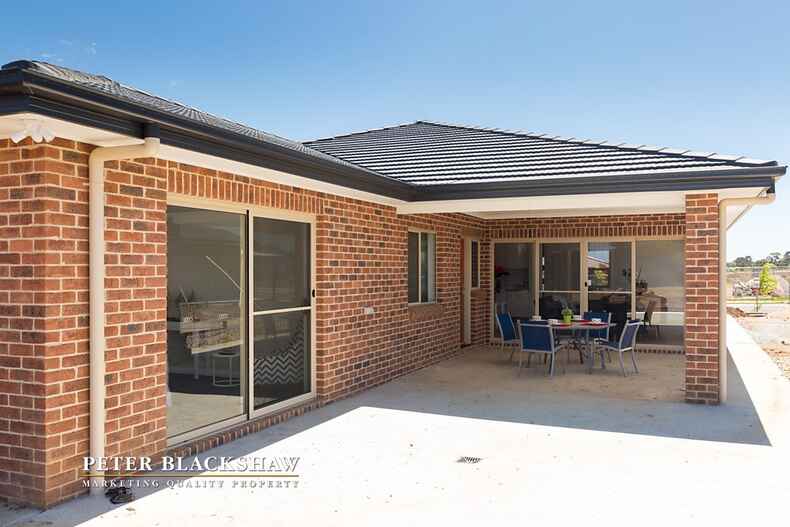 16 Finch Street Bungendore 16 Finch Street Bungendore