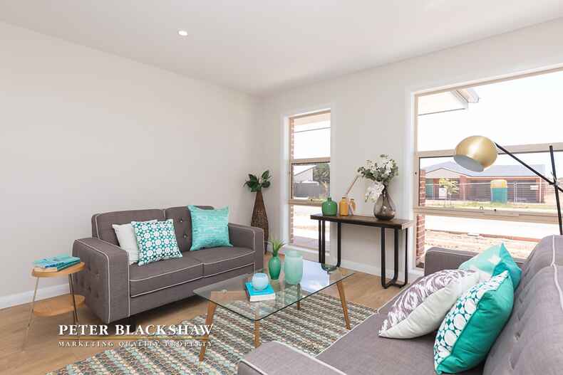 16 Finch Street Bungendore 16 Finch Street Bungendore