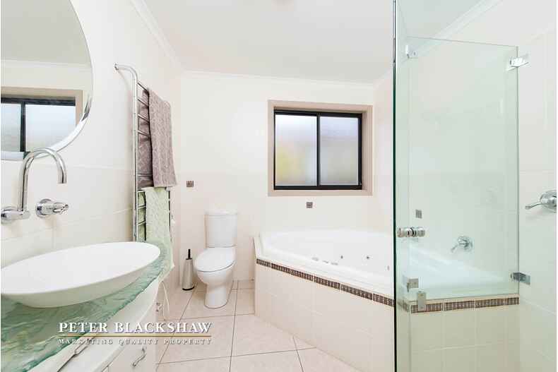 6 Freestone Crescent Jerrabomberra 6 Freestone Crescent Jerrabomberra