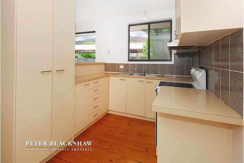 8 Hallett Place Kambah 8 Hallett Place Kambah